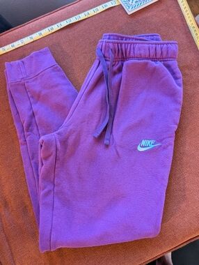 Nike Women's Magenta Fleece Joggers
